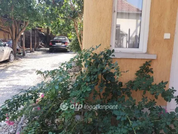 Eladó ház Rákóczifalva 66 nm