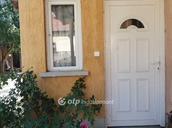 Eladó ház Rákóczifalva 66 nm