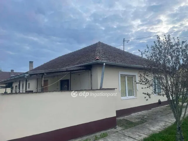 Eladó ház Újkígyós 112 nm