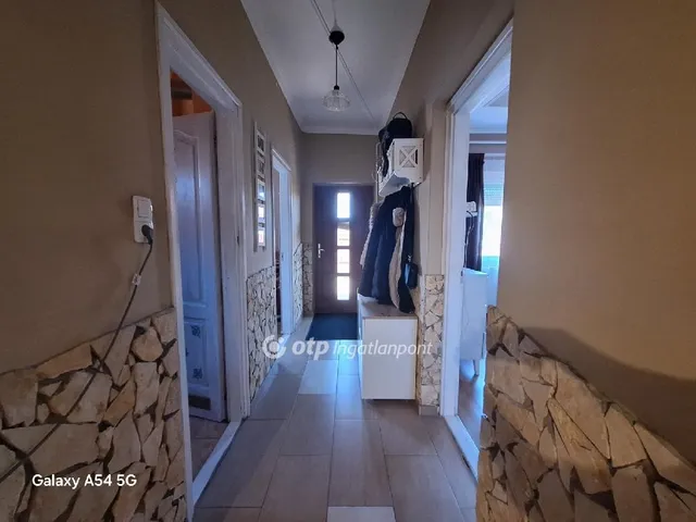Eladó ház Telekgerendás 137 nm