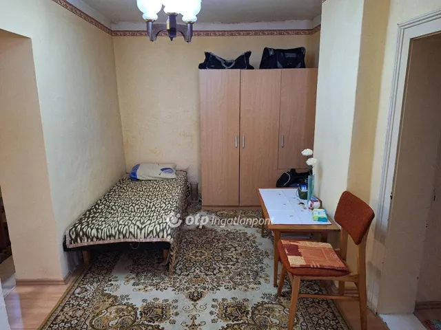 Eladó ház Tiszaörs 71 nm