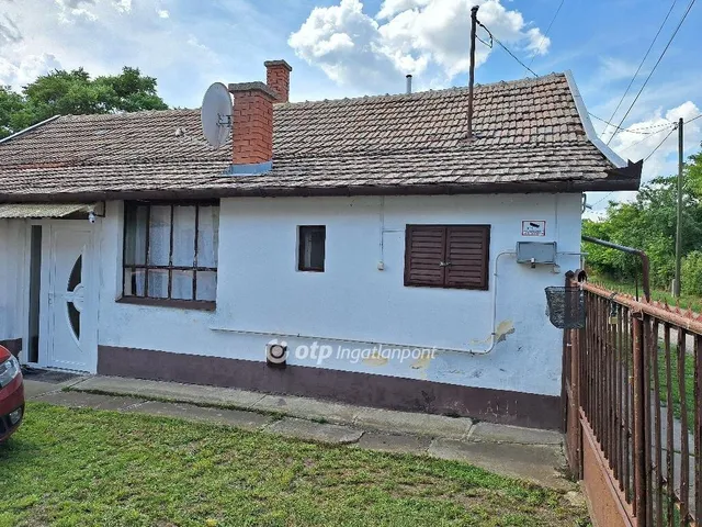 Eladó ház Tiszaörs 71 nm