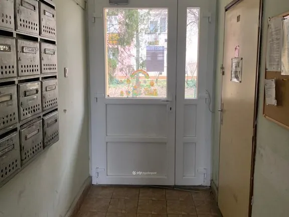 Eladó lakás Szolnok 42 nm
