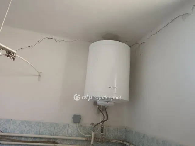 Eladó ház Kenderes 81 nm