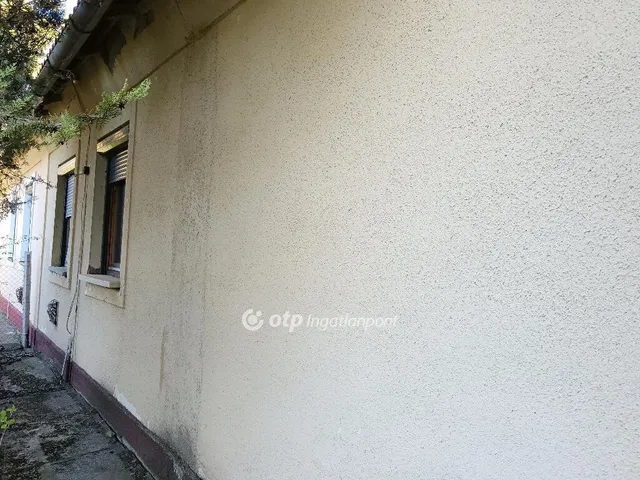 Eladó ház Kenderes 64 nm