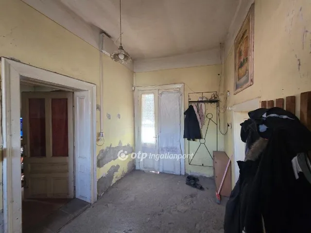 Eladó ház Jászkisér 96 nm