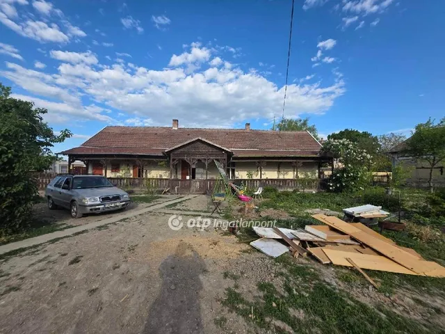 Eladó ház Jászkisér 96 nm