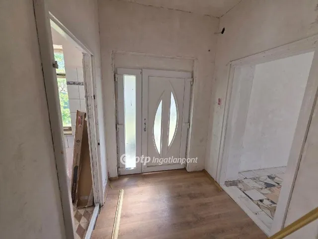 Eladó ház Jászkisér 74 nm