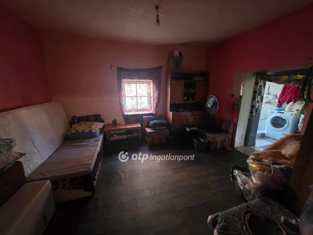 Eladó ház Jászkisér 82 nm