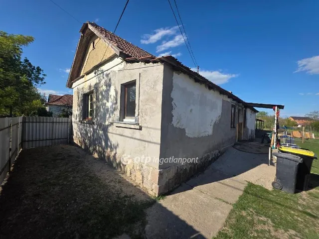 Eladó ház Jászkisér 82 nm