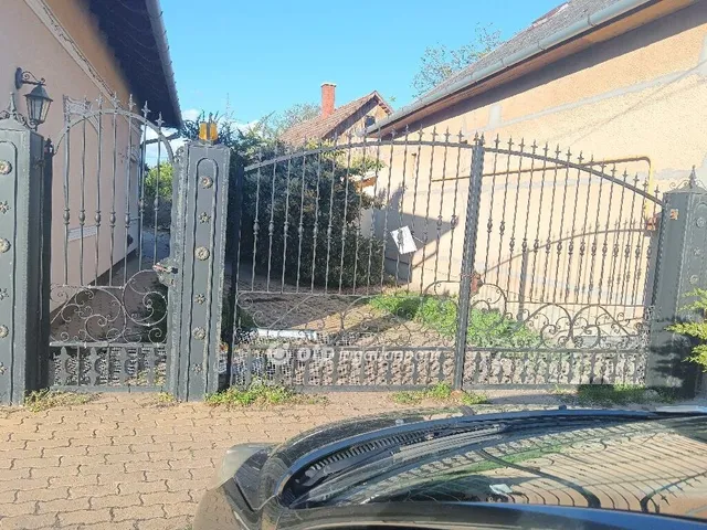 Eladó ház Túrkeve 148 nm