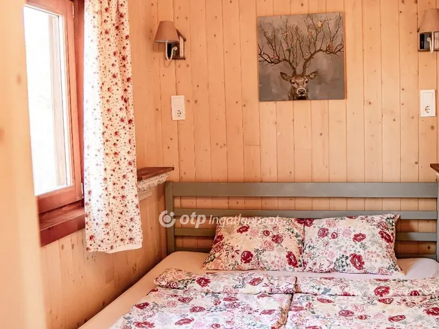 Eladó ház Kőtelek 588 nm