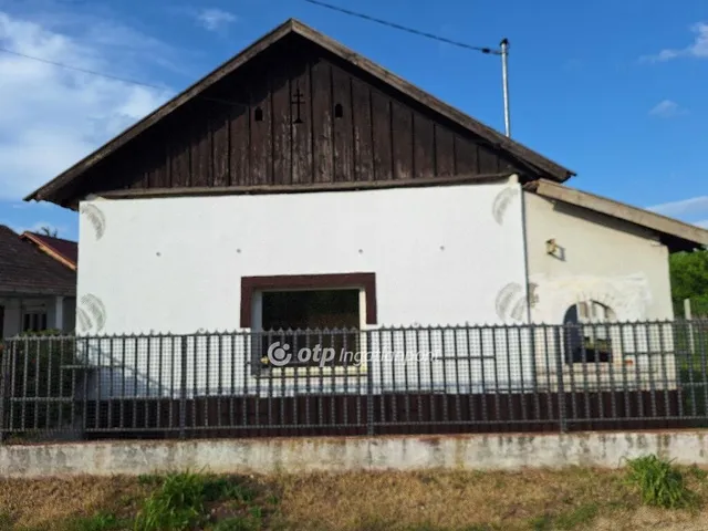Eladó ház Tiszaörs 63 nm