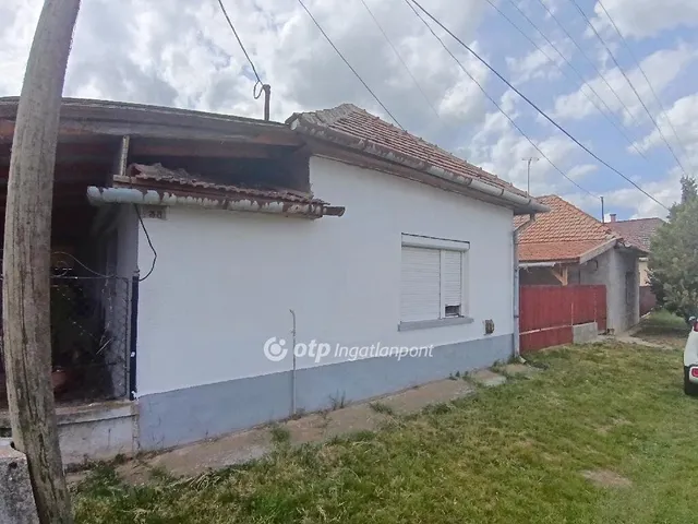Eladó ház Fegyvernek 59 nm