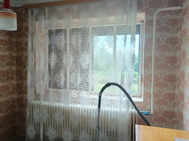 Eladó ház Kengyel 88 nm