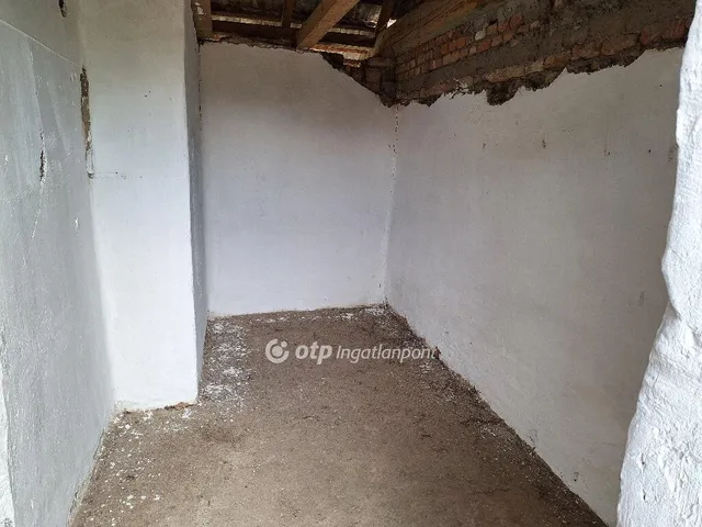 Eladó ház Abádszalók 145 nm