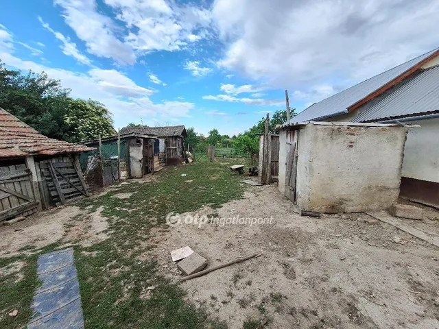 Eladó ház Tiszaörs 104 nm