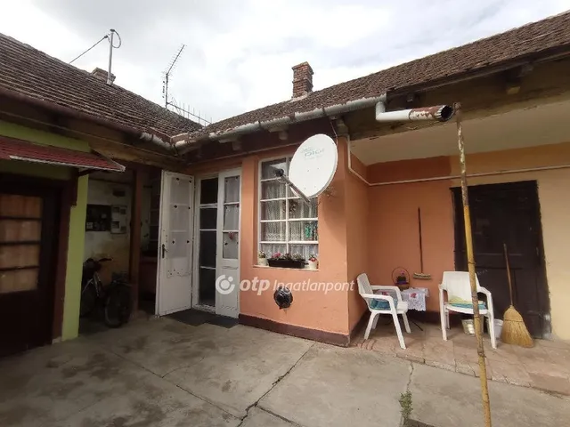 Eladó lakás Mezőberény 128 nm