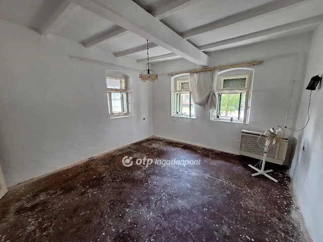 Eladó ház Tiszaörs 74 nm