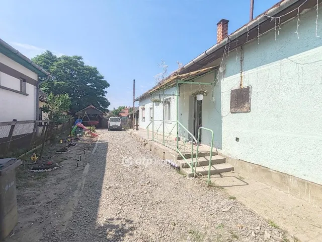 Eladó ház Kőtelek 134 nm