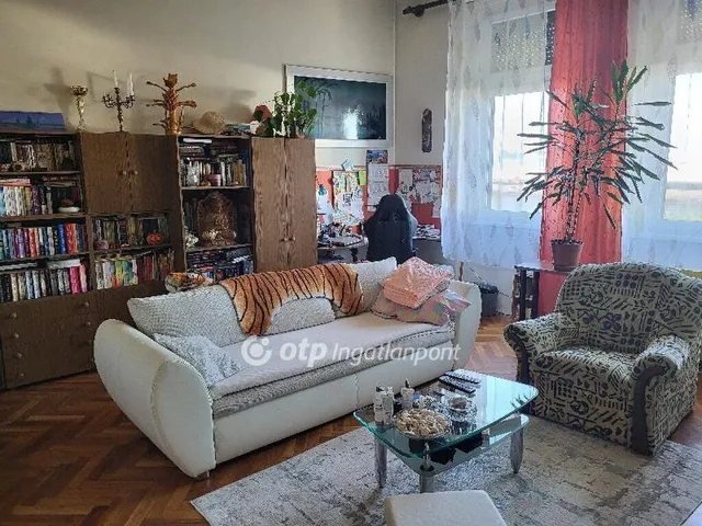 Eladó lakás Budapest VIII. kerület 70 nm