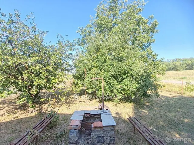 Eladó telek Gyomaendrőd 836 nm