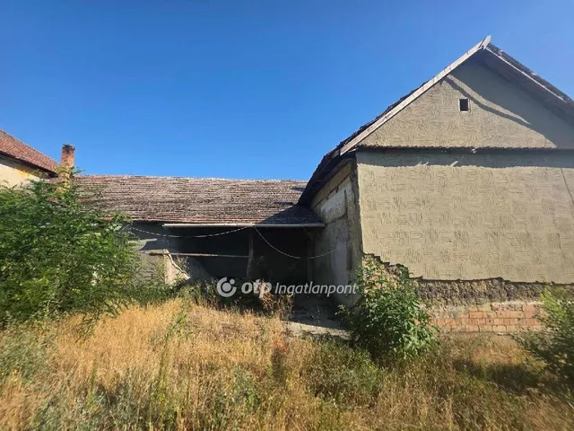 Eladó ház Jászladány 171 nm