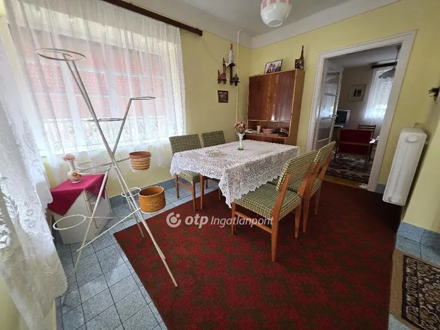 Eladó ház Tiszaföldvár 58 nm