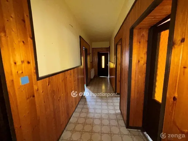 Eladó ház Kondoros 150 nm
