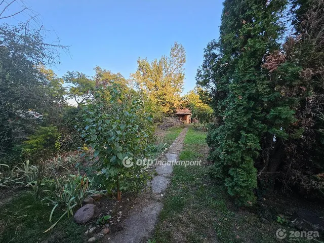 Eladó ház Tiszaföldvár 74 nm