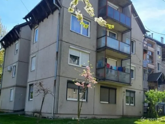 Eladó lakás Sajószentpéter, Kertváros 56 nm