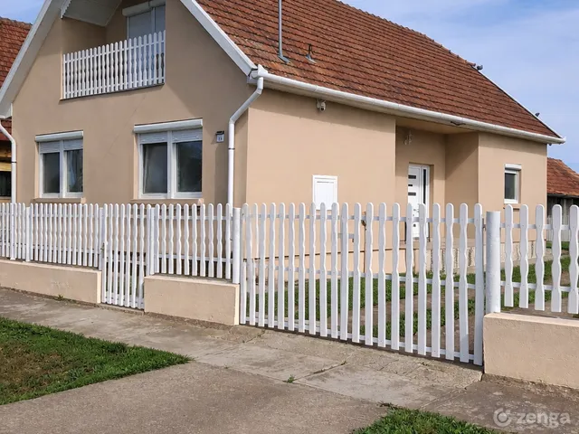 Eladó ház Sarkad 110 nm