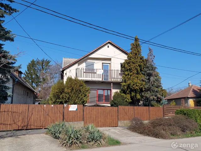 Eladó ház Diósd 200 nm