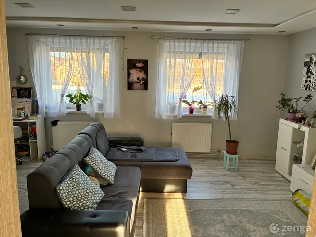 Eladó lakás Szeged, Móraváros 99 nm