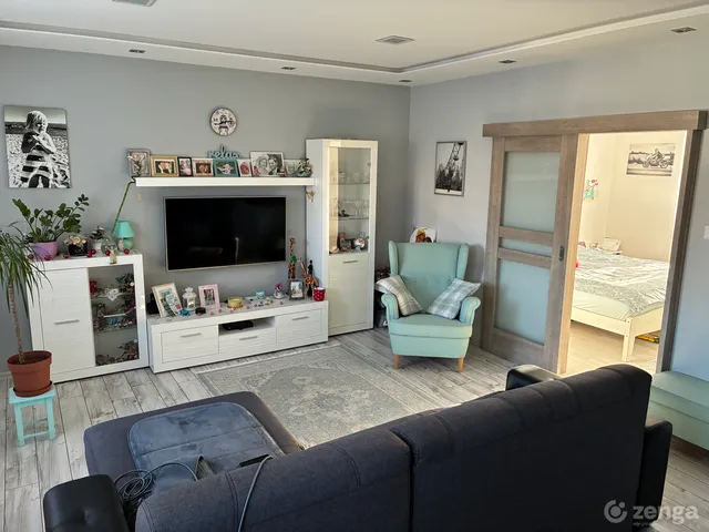 Eladó lakás Szeged, Móraváros 99 nm