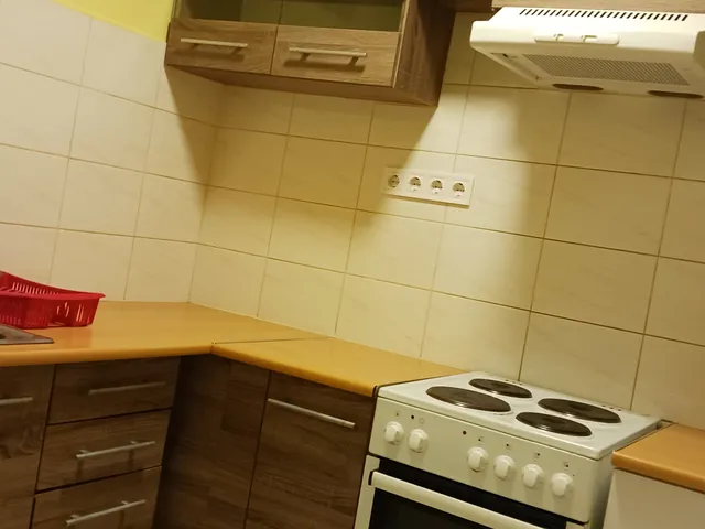 Kiadó ház Dunaújváros, Óváros 100 nm