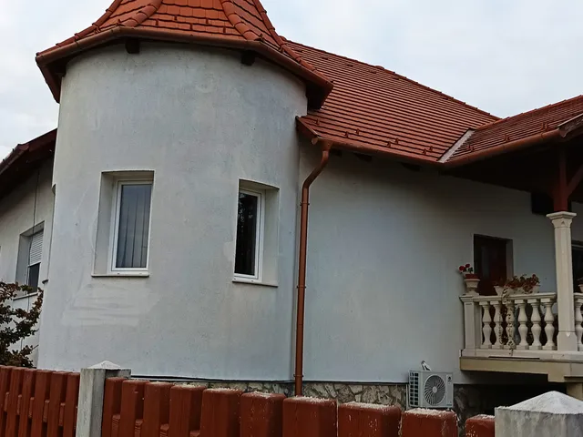 Eladó ház Tát 200 nm