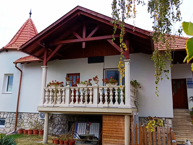 Eladó ház Tát 200 nm