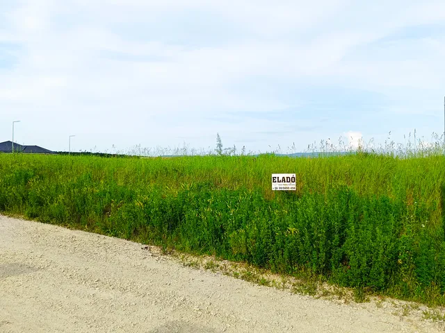 Eladó telek Csolnok, Panoráma utca 10 1443 nm
