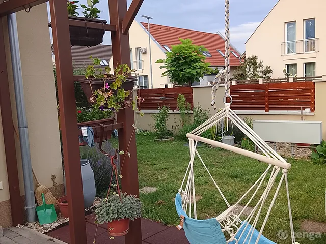 Eladó ház Vác, Csendesréti lakópark 98 nm