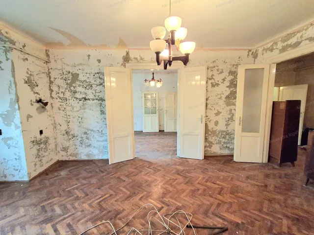 Eladó lakás Budapest XIII. kerület, Bulcsú utca 85 nm