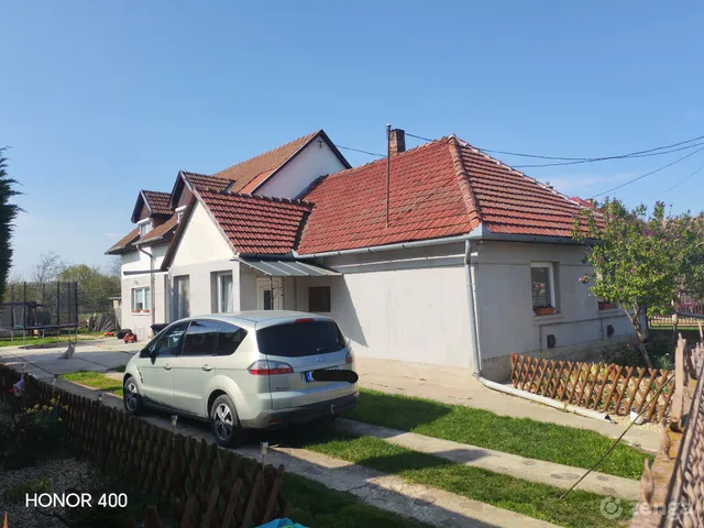 Eladó ház Taktaharkány 200 nm