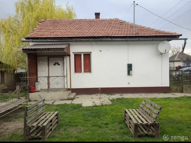 Eladó ház Kisújszállás 500 nm