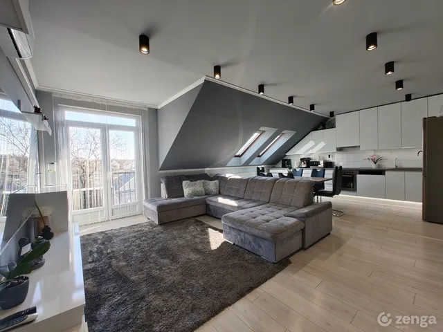 Eladó lakás Nyíregyháza, Belváros, Búza tér 14 60 nm