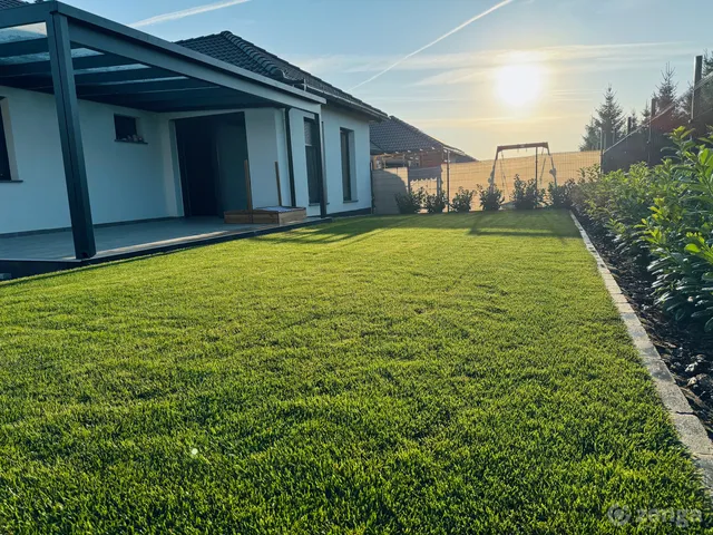 Eladó ház Kocs 90 nm