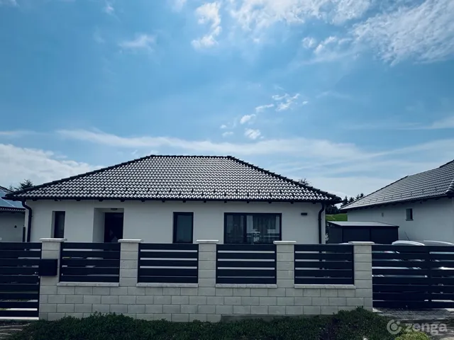 Eladó ház Kocs 90 nm