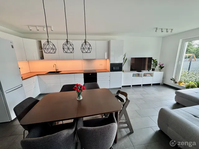 Eladó ház Kocs 90 nm