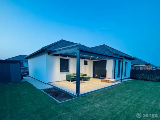 Eladó ház Kocs 90 nm