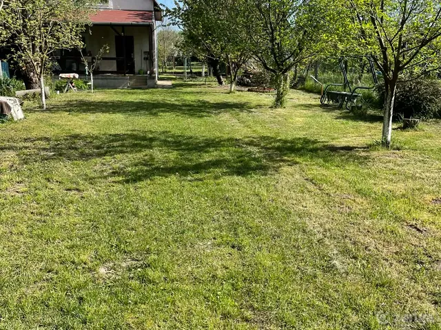 Eladó üdülő és hétvégi ház Dunavecse 37 nm