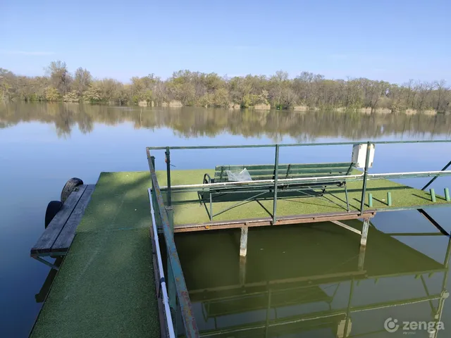 Eladó üdülő és hétvégi ház Dömsöd, Napospart 33 nm